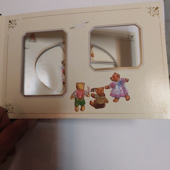 Vintage 1996 Teddy Bear Lover's Photograph Album (Hardcover-Green) - Picture 3 of 7